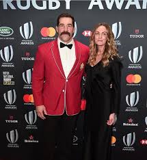 Jamie cudmore is married to jennifer cudmore, originally from newfoundland , and they have a 7 jamie's wife is an entrepreneur with an honors mba from grenoble école de management, and. Jamie Cudmore Facebook