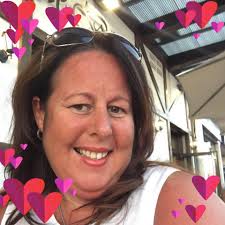 Plasnewydd swimming team 1985 doesn't anyone recognise anyone