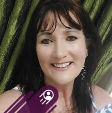 Jesus loves you with a everlasting everlasting love He will never stop Do  you love him?