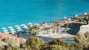 Ilıca ile datça limanı arasında yer almaktadır. En Guzel Datca Koylari Ve Plajlari Nerede Yuzulur Biz Evde Yokuz