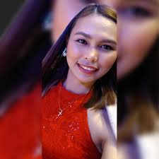 Yung magkaaway kayo pero may mga camera sa Palibot… Plastikan 😂