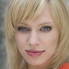 Alles was zählt (AWZ) 318: Lena überrascht Simone in ihrem Büro