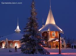 È consigliato di riservare con molto anticipo, diversi mesi prima o addirittura l'anno precedente. Il Villaggio Di Babbo Natale In Rovaniemi In Lapponia Finlandia Babbo Natale Finlandia Natale