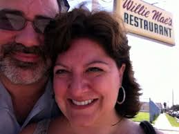 A Couple in the Kitchen: The Best Fried Chicken We Ever Had (Willie Mae's)