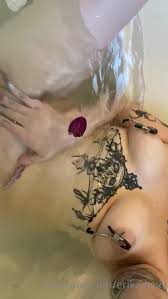 Eerie.kay - Porn Videos & Photos - EroMe