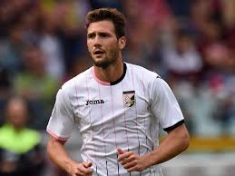 The argentine ace fell to the ground after trying to strip the ball away from franco vázquez. Ac Milan Transfer News Palermo S Franco Vazquez Likely To Join Milan Next Summer The Ac Milan Offside