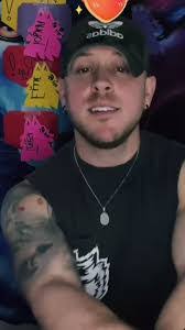 Chris Brightwell's Instagram, Twitter & Facebook