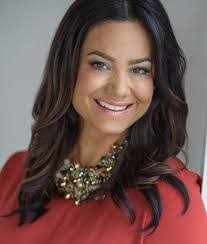 Lisa Ferrari's Instagram, Twitter & Facebook