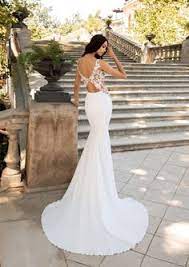 Maybe you would like to learn more about one of these? Die 460 Besten Ideen Zu Ruckenausschnitt Tiefer Rucken Brautkleid Hochzeitskleid Brautkleid Hochzeitskleid Hochzeit