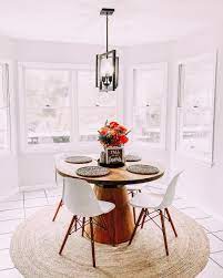 Top 30 pallet ideas to diy furniture for your home. How To Decorate A Round Dining Table 10 Ideas