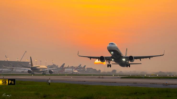 Hàng không Việt Nam là điểm sáng về phục hồi và tăng trưởng