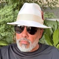 100+ "Deanda" profiles