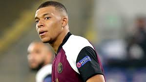 La prétention, c'est plutôt de se vanter de viser des choses qui ne sont pas du tout à ta portée, qui ne sont pas pour toi. Zasuha V Lige Chempionov Mbappe Davno Ne Zabival V Silnejshem Klubnom Turnire Futbol Livesport Ru