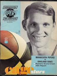 1968-69 ABA Basketball Program Pipers/Connie Hawkins vs Oaks/Rick Barry  Cover!