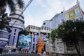 Masjid tiban mulai dibangun tahun 1991. Sejarah Dibalik Kemegahan Masjid Tiban Turen Malang