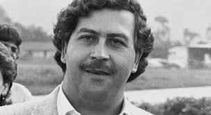 Pablo Escobar: Bir Adamın Devlet Olma Hikayesi