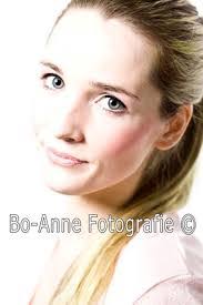 Anne Baumann's Instagram, Twitter & Facebook