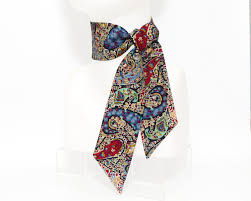 Paisley wallpaper paisley art batik pattern paisley pattern textile design floral design flower line drawings simple rangoli designs images free hand drawing. Skinny Scarf Band Liberty Paisley Cotton Beige Blue Red Polina Couture