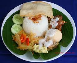 Nasi Liwet Usually Rice Processed With Coconut Milk And Served With Chicken Egg And Spicy Broth Resep Masakan Asia Resep Masakan Indonesia Memasak