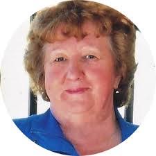 Carol Strauser's Instagram, Twitter & Facebook