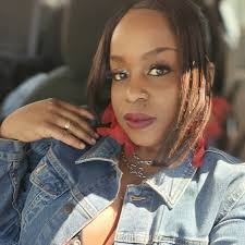 i thought 🐱 was supposed to taste like cookies not an HDMI cable