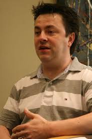 Du hockey parascolaire à l'année longue