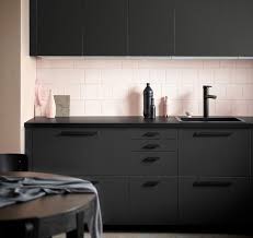 Kuchenfront Kungsbacka Aus Recycelten Pet Flaschen Bild 2 Kuchen Fronten Kuche Schwarz Metod Kuche