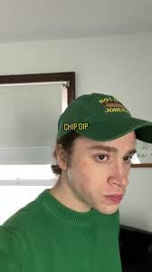 Devon Seaton's Instagram, Twitter & Facebook