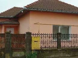 Casa are o suprafata utila de 145 mp si dispune de : Sintandrei Hunedoara Casa S P De 120m Teren 250m Vanzare Prin Negociere Directa In Simeria