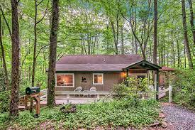 You'll appreciate the casino shuttle, free self parking, and picnic area. Cabin Rental With Hot Tub Cherokee North Carolina