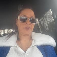 What 3 bedroom pet-friendly houses or 2 bedroom houses with finished  basements are available in Rockford area?