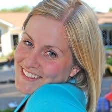 Amanda Gant's Instagram, Twitter & Facebook