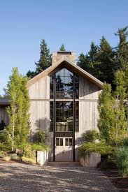Gorgeous Country Home In Oregon Features Barn Like Details Barn House Design Architecture House Exterior
