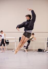 Alfonso Martin Tulsa Ballet Tulsa Ballet Dance Pictures Ballet Dancers
