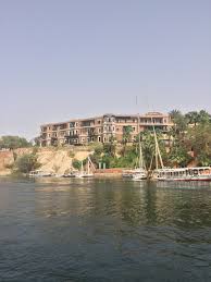 مدينة أسوان هي عاصمة محافظة أسوان في مصر. File Ù…Ù†Ø¸Ø± Ù†Ù‡Ø±ÙŠ Ù…Ù† Ù†ÙŠÙ„ Ø£Ø³ÙˆØ§Ù† ÙŠÙˆØ¶Ø­ Ø¬Ø±Ø§Ù†Ø¯ Ø£ÙˆØªÙŠÙ„ Ø§Ù„Ø´Ù‡ÙŠØ± Ø£Ø³ÙˆØ§Ù† Ù…ØµØ± Jpg Wikimedia Commons