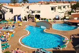 Ha le migliori spiagge di fuerteventura, i migliori bar e ristoranti de. Appartamenti Alisios Playa Corralejo Fuerteventura Spagna