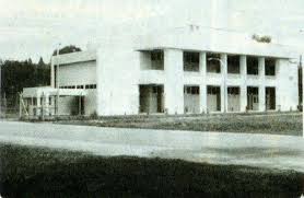 The capital of the district is bandar penggaram. Pro Batu Pahat å‹åœ¨é'¿çŸ³åŸŽ Mahkamah Majistret Batu Pahat å³‡æ ªå·´è¾–æ³•åº­ åº„ä¸¥å ‚çš‡source æœ¨é©¬å·¥ä½œå®¤ æž—åº†æ–‡ç¼–ç€ å³‡æ ªå§è¾–é£Žè²Œ Facebook