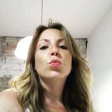 Elsa Rich Gomez (@eeeeLsaaa)