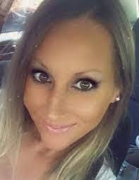 Heather Mangum's Instagram, Twitter & Facebook