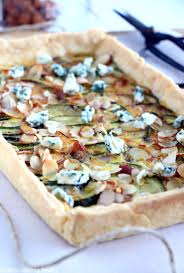 Tarte Fine Aux Courgettes Bleu Et Amandes Effilees Del S Cooking Twist Recipe Blue Cheese Tart Cheese Tarts Food