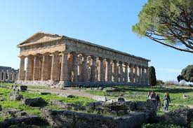 Die Griechische Tempelanlage Paestum In Kompanien Griechische Antike Antike Zeitreise