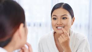 Patches start appearing on the inner layer of the mouth or on the tongue, usually red or reddish white in color. Knowing The Early Signs Of Mouth Cancer Could Be A Lifesaver