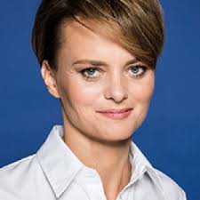 Była już minister rozwoju jadwiga emilewicz, w ostatnim dniu swojego urzędowania, przyznała niewykluczone, że jeszcze przez około miesiąc. Jadwiga Emilewicz European Economic Congress