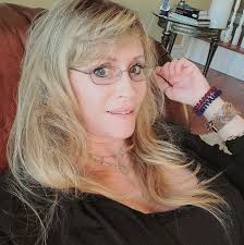 Sedating a nervous dog for a 13-hour flight in a kennel