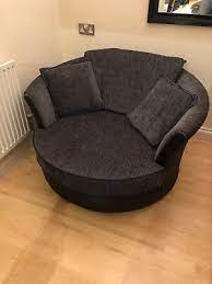 This stunning round settee sofa features luxurious crystal buttons and is diamond tufted on the seat… this shabby chic luxury round couch chair will make a statement at any hair salon, spa or. Grey Circular Sofa Chair Spinning Dfs Grey And Black Ebay