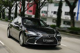 Lexus ES 300h review: Mercury rising - Online Car Marketplace for Used &  New Cars