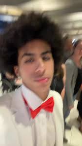 Sturdy in public #fyp #reels #reelsinstagram #sturdy #dance #tiktok #viral  #viralvideos #trend #trending #explore #montreal #alibaba_rcm