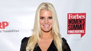 Jessica Simpson named world's sexiest mom