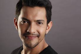 Aditya Narayan's Instagram, Twitter & Facebook