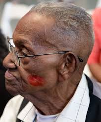 PHOTOS: Lawrence Brooks, America's oldest WWII veteran, celebrates turning  110